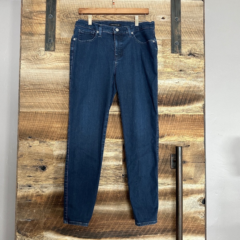 EUC - Lucky Brand - Ava Mid-Rise Skinny Jean - Dark Wash - Size 14